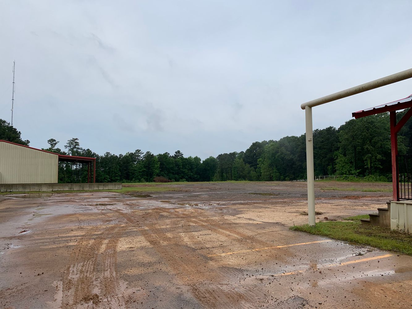 1315 S I -20 Serv Rd, Waskom, TX 75692
